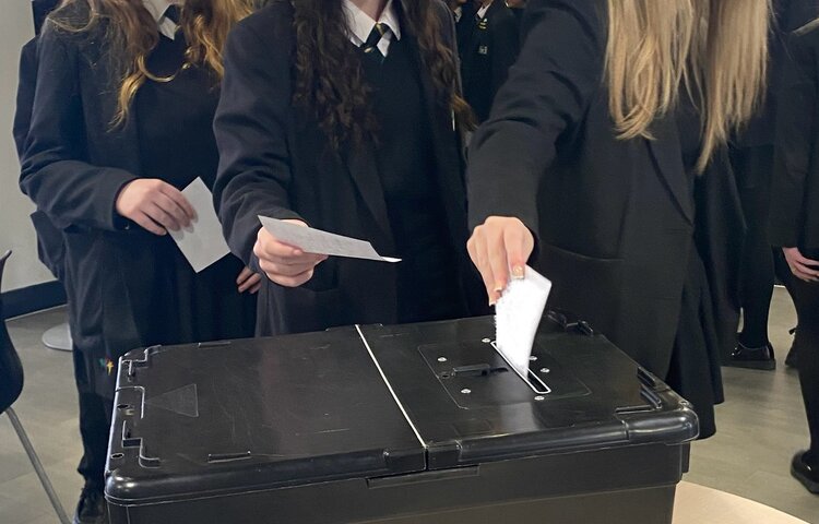 Image of Pupils vote in National Youth Parliament Elections